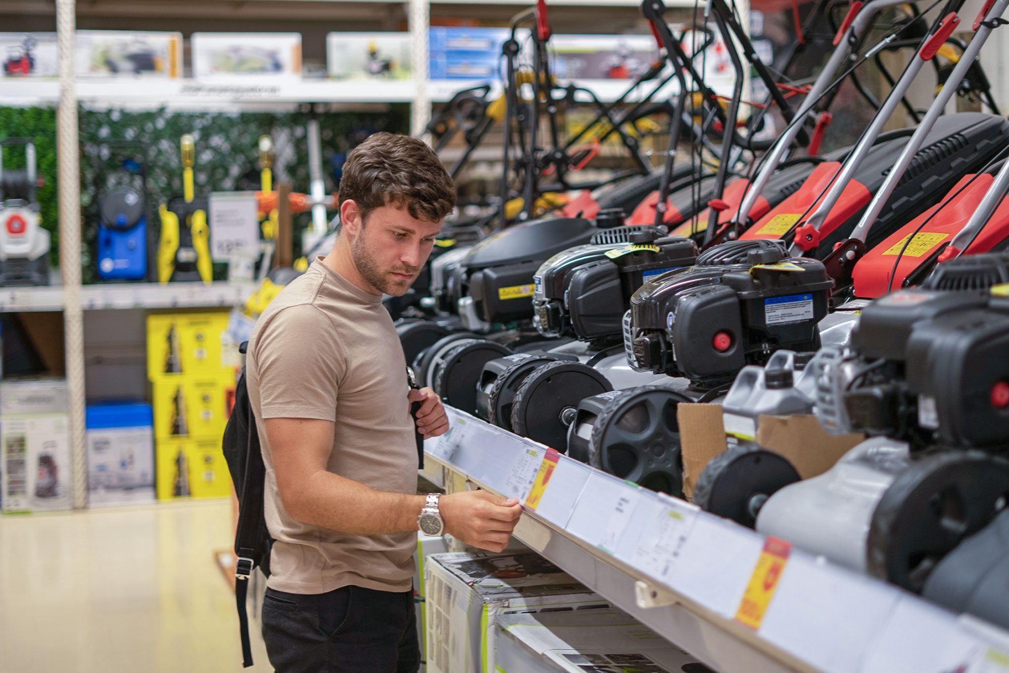 Electric vs. Gas Lawn Mowers: How to Decide