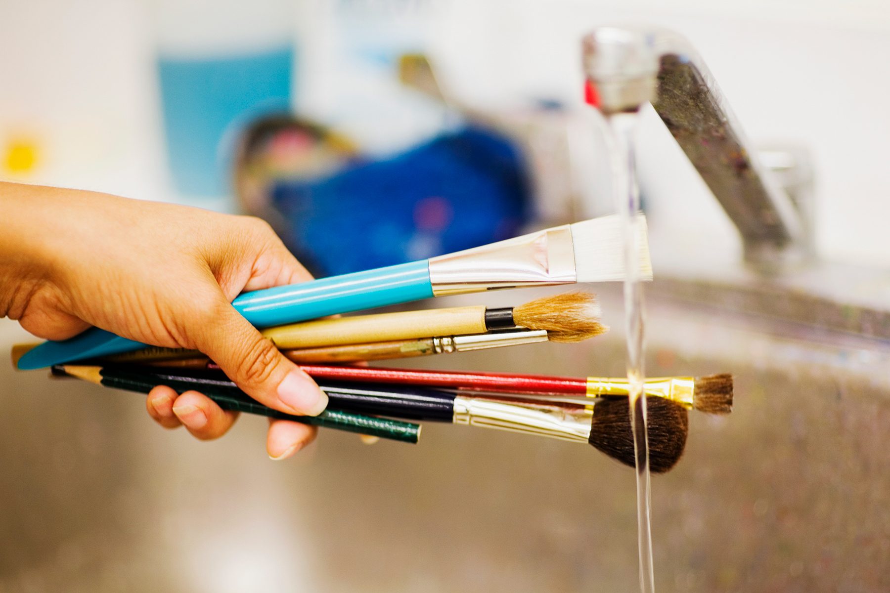 Essential Paint Brush Cleaners That Will Revive Your Brushes Gettyimages 74065438