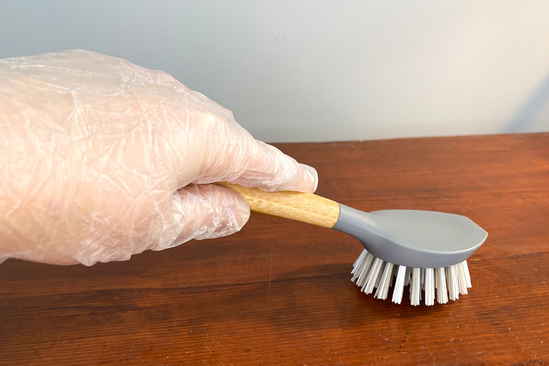 Fhmd25 How To Clean Mold Off Wood Noelle Devoe 03 Ssedit