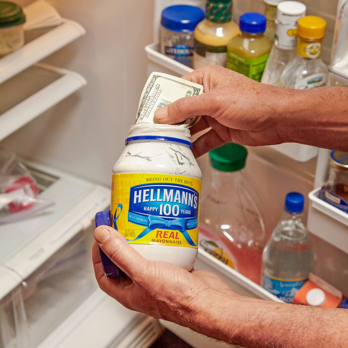 hiding money in counterfeit container