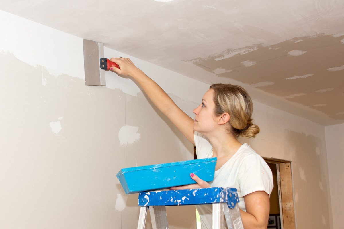 11 Tips for Patching Drywall to Achieve a Paint-Ready Finish