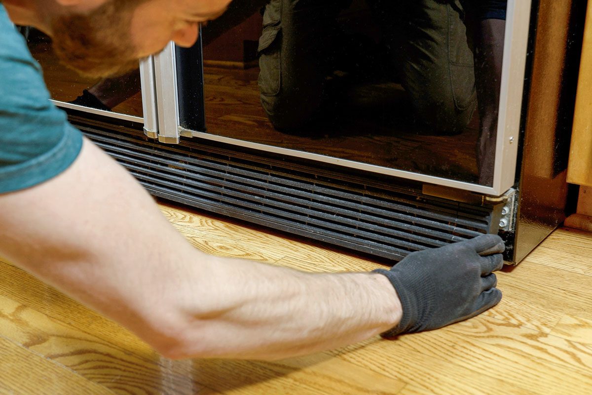 Cleaning Refrigerator Grille