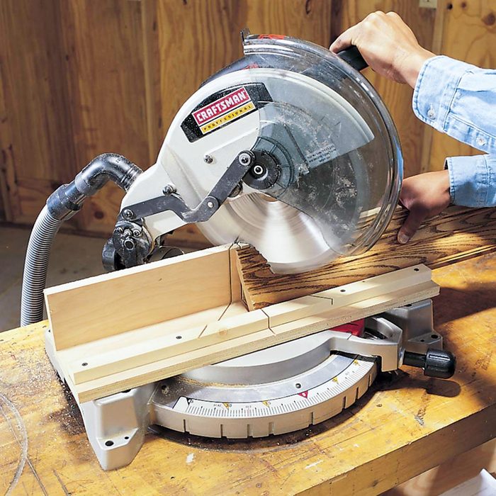 Master The Miter Saw In Days With These 13 Tips Fh01jun 02349006