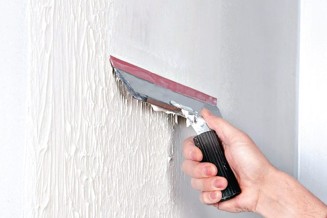 How To Skim Coat Walls Trowel the First Coat
