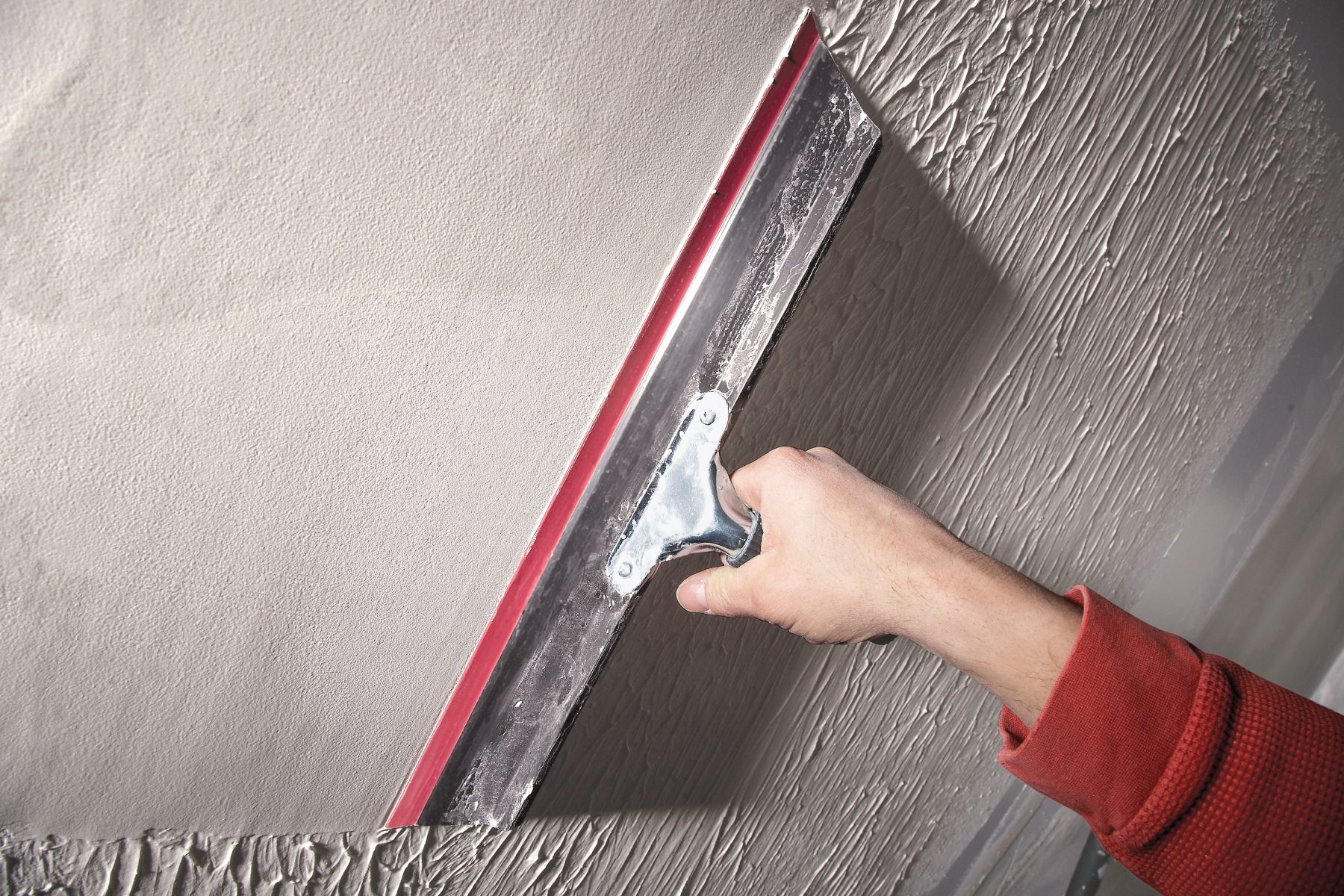 How to Skim-Coat Walls