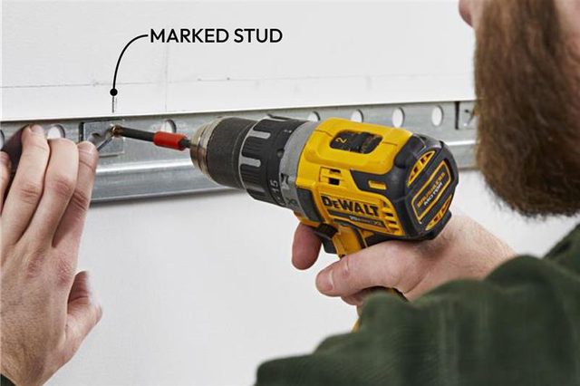 Install The Lower Suspension Rails