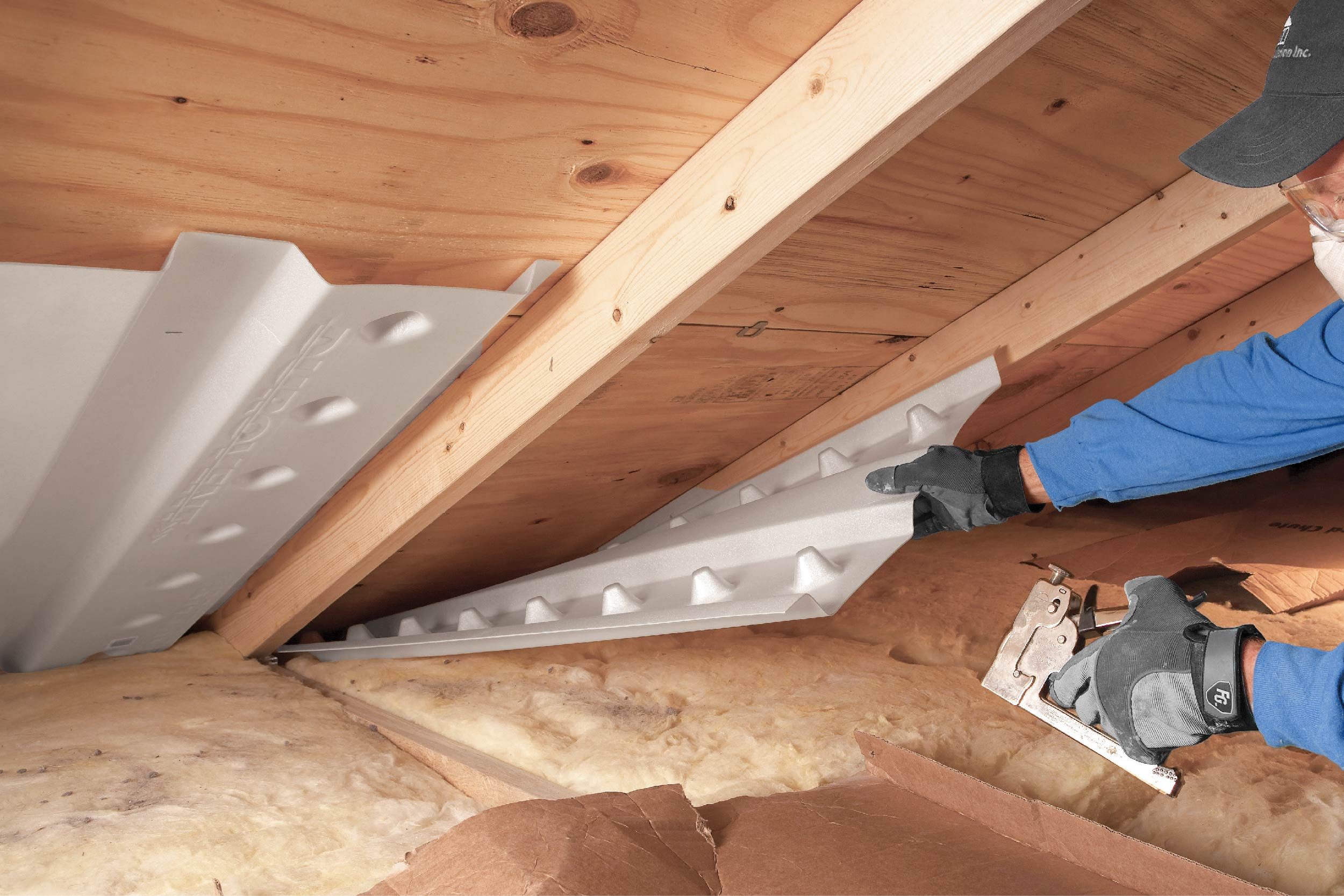 How to Insulate an Attic When Finishing