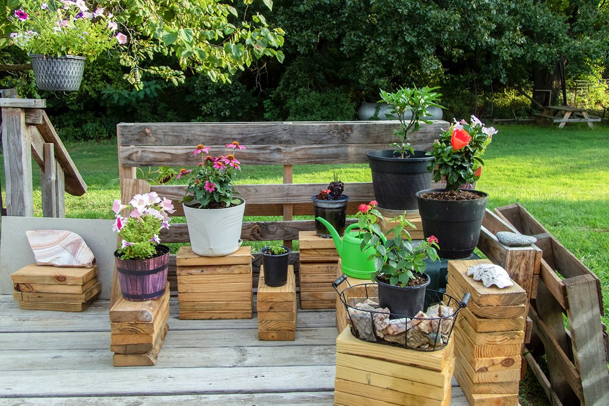 Leftover Trex Ideas Outdoor Diy Projects For Decking Boards Gettyimages 1293479520