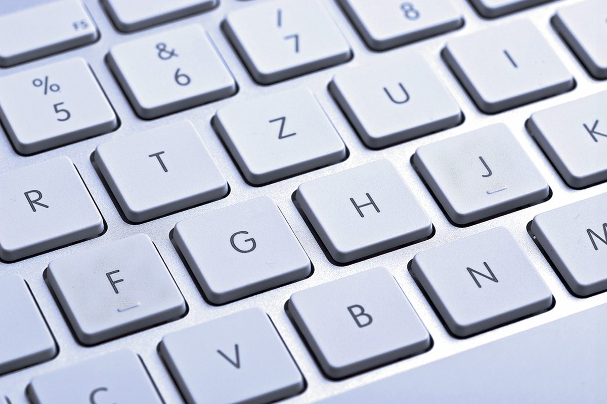 The Trick That Helps You Type on Your Keyboard Without Looking