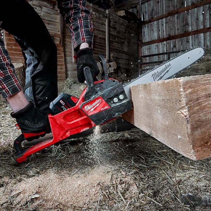 Fall Cleanup Just Got Easier Milwaukee M18 18v Battery Chainsaws Via Homedepot.com