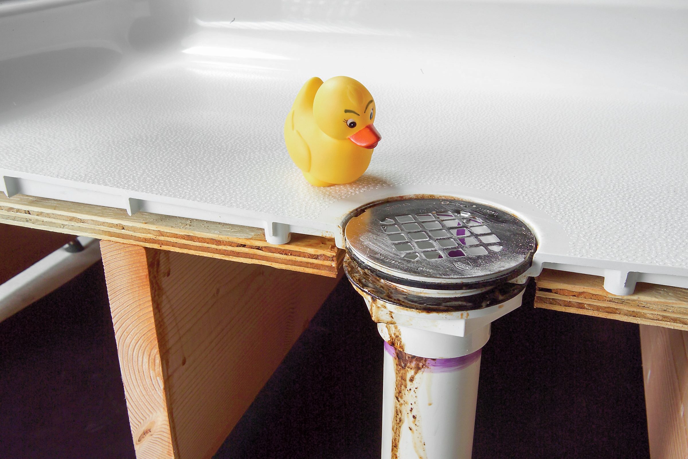 Remove the old drain flange