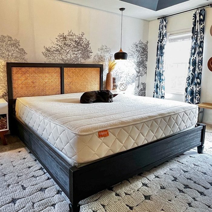 Fhma24 Happsy Mattress Review Cathy Harms For Family Handyman 01 Ssedit