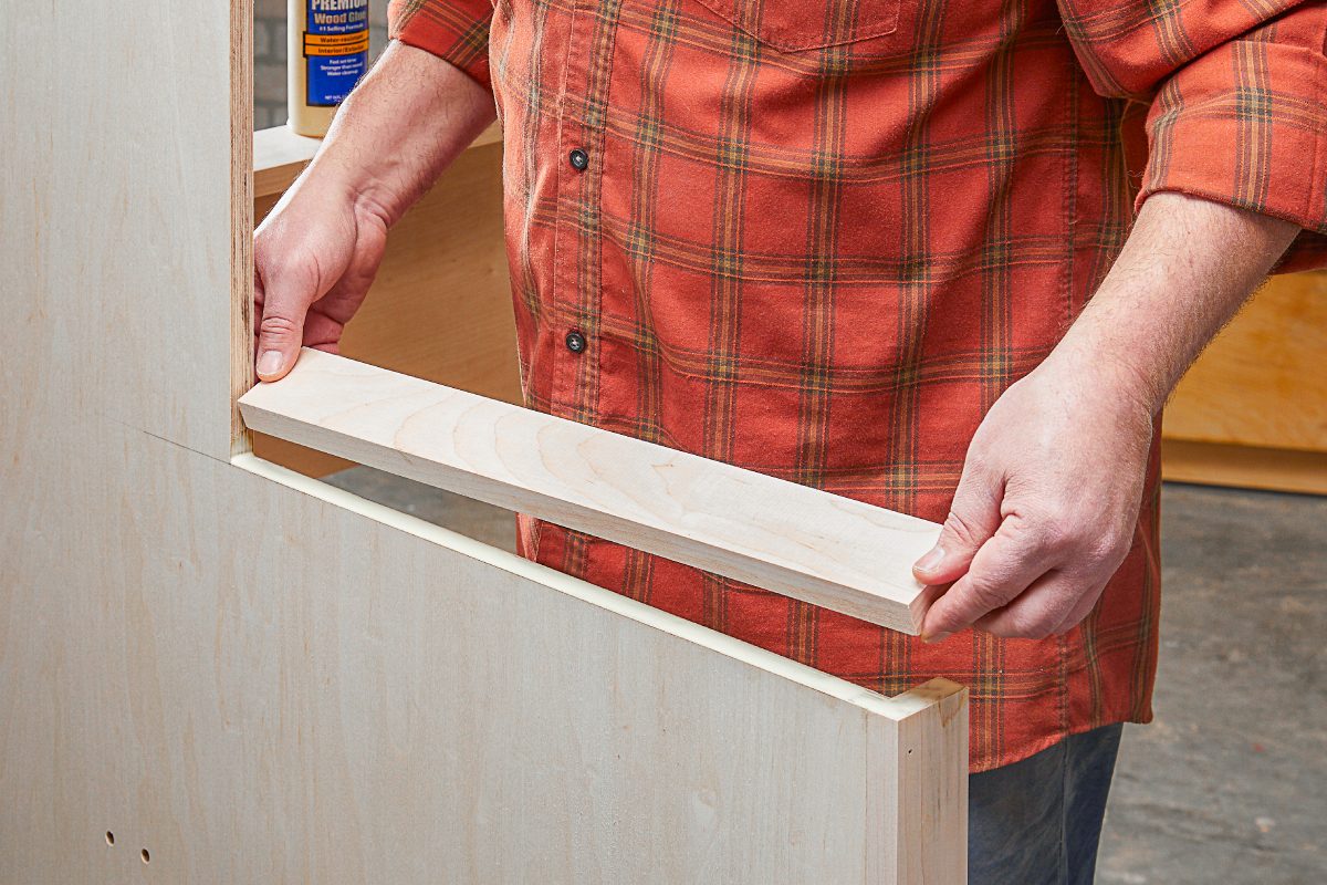 How To Build A Murphy Bed That Easily Transforms Into A Desk