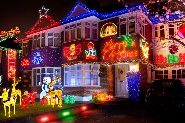 13 Tips For Avoiding Tangled Holiday Lights Gettyimages 681217267