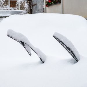 car wiper blades in winter