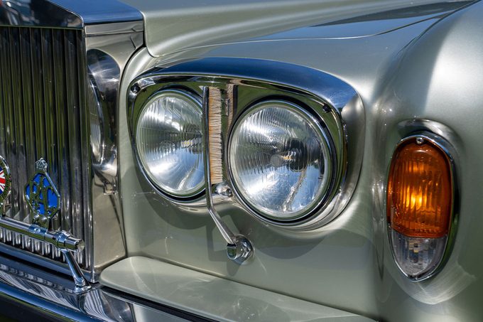 Car Headlights With Wipers