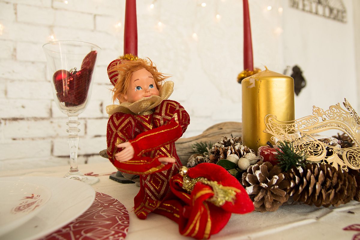 Hiding Spots For Your Elf On A Shelf 